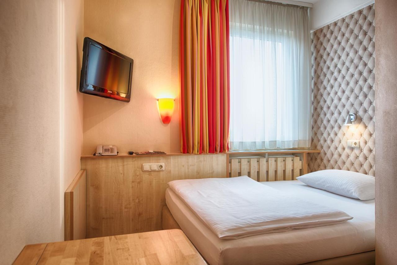 Enjoy Hotel Berlin City Messe Экстерьер фото